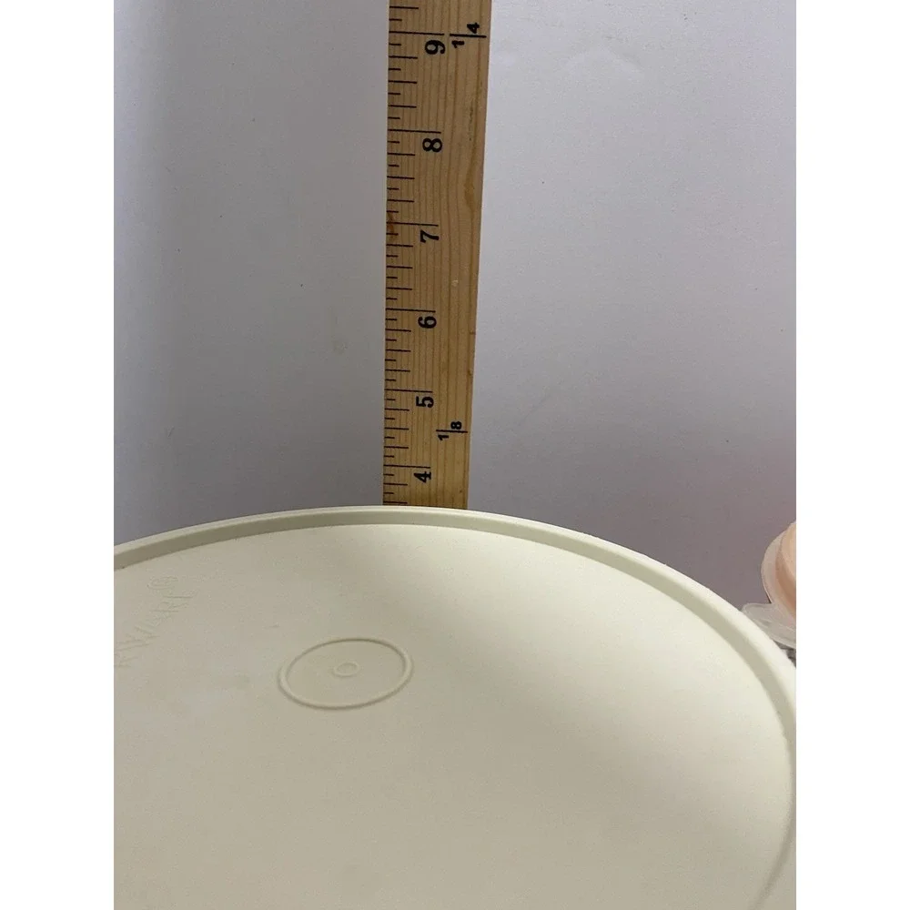 Vintage Tupperware Nesting Mixing Bowls Set of 3 With Lids